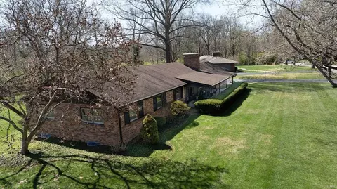 Exterior - 4 Glen Abbey Dr, Frontenac, MO 63131 photo 14 of 18