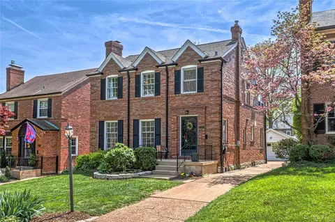 7732 Cornell Ave, University City, MO 63130