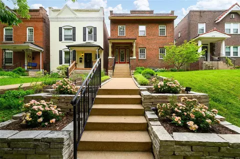4976 Odell St, Saint Louis, MO 63139