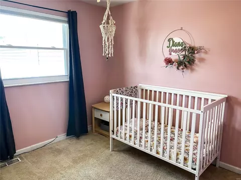 Bedroom - 583 Bridgebend Rd, Manchester, MO 63021 photo 2 of 7