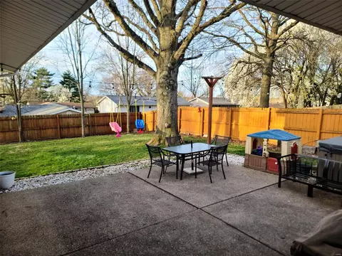 Exterior - 583 Bridgebend Rd, Manchester, MO 63021 photo 3 of 5