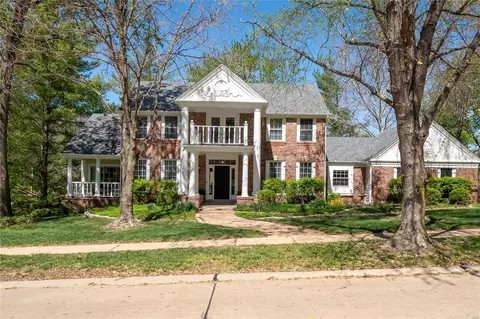 2467 Powders Mill Dr, Wildwood, MO 63005