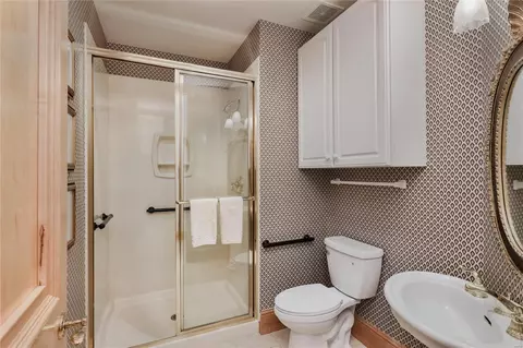 Bath - 6 Upper Whitmoor Dr, Weldon Spring, MO 63304 photo 5 of 6
