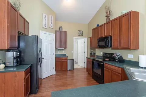 Kitchen - 1117 Spring Lilly Ct, High Ridge, MO 63049 photo 1 of 3
