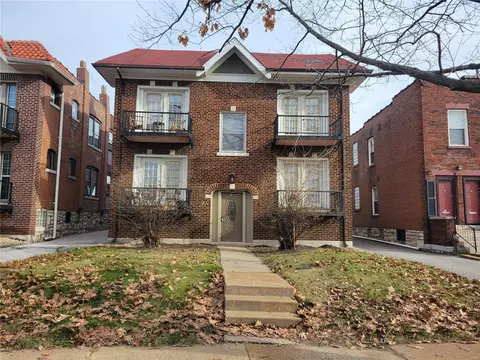 914 Eastgate Ave, University City, MO 63130