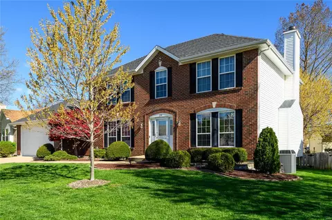 276 Alexandria Dr, Saint Charles, MO 63304