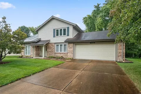 14356 Rainy Lake Dr, Chesterfield, MO 63017