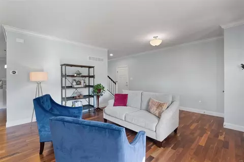 Living - 609 Sulphur Spring Rd, Manchester, MO 63021 photo 5 of 8