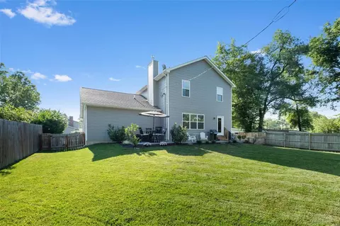 Exterior - 609 Sulphur Spring Rd, Manchester, MO 63021 photo 6 of 9