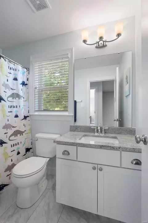Bath - 609 Sulphur Spring Rd, Manchester, MO 63021 photo 3 of 3