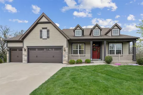 1221 Peruque Ridge Dr, Wentzville, MO 63385