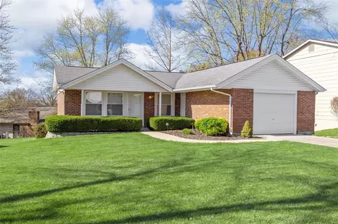 1513 Sunswept Ct, Saint Charles, MO 63303