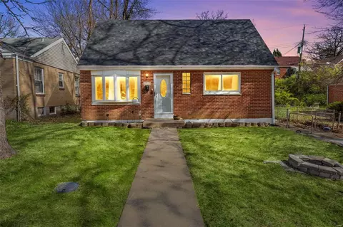 6715 Daiber St, Saint Louis, MO 63121