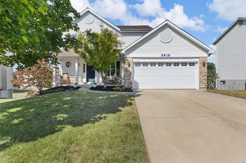 2615 Red Cedar Parc Dr N, O'fallon, MO 63368