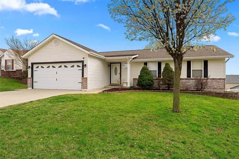 1164 Monza, St Peters, MO 63303