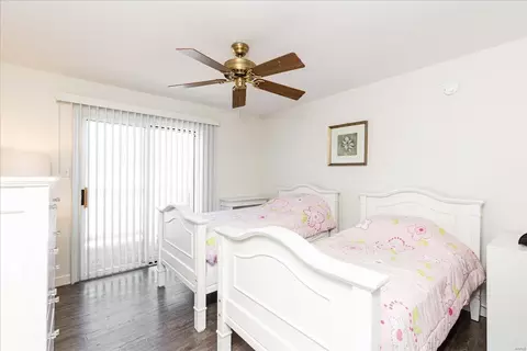 Bedroom - 1609 Forest Springs Ln #C, Ballwin, MO 63021 photo 3 of 4