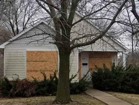 4448 Saint Ferdinand Ave, Saint Louis, MO 63113