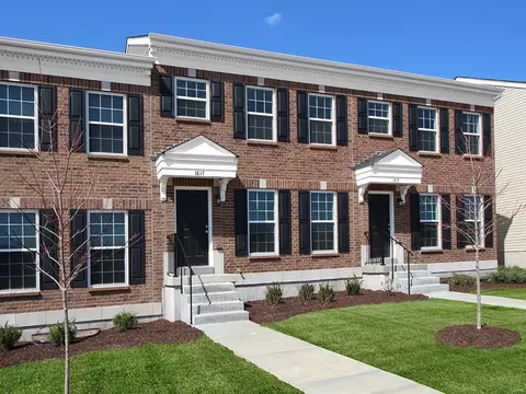 342 Fall Harvest Pkwy, O'fallon, MO 63385