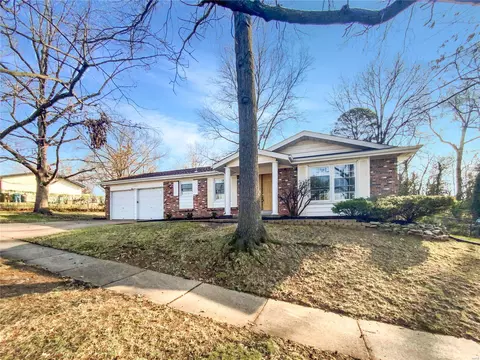 12062 Branridge Rd, Black Jack, MO 63033