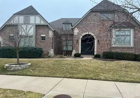 432 Willow Weald Path, Chesterfield, MO 63005 photo 1