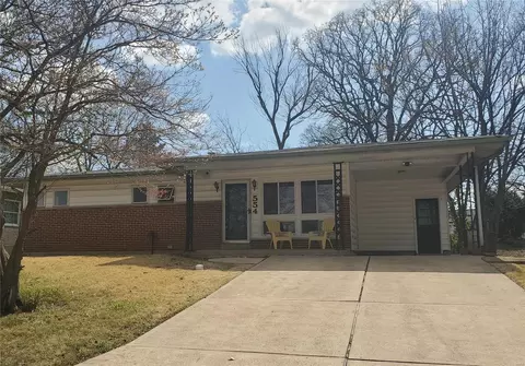 554 Apex Dr, Crestwood, MO 63126
