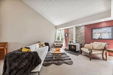 Living - 1130 Shadowfaire Ct, Ballwin, MO 63021 photo 1 of 3
