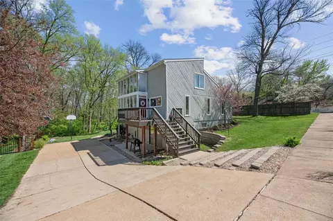 1130 Shadowfaire Ct, Ballwin, MO 63021