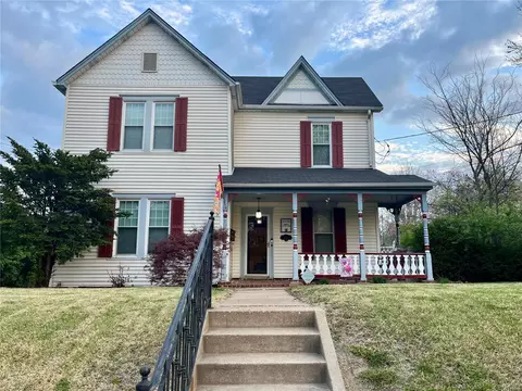 229 Hereford Ave, Ferguson, MO 63135