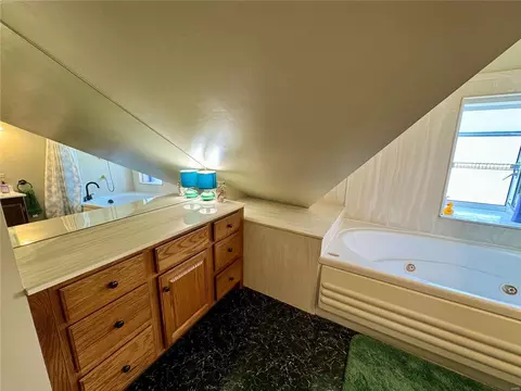Bath - 229 Hereford Ave, Ferguson, MO 63135 photo 5 of 5