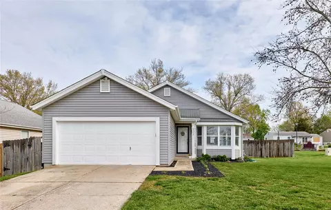 203 Mondair Dr, O'fallon, MO 63368