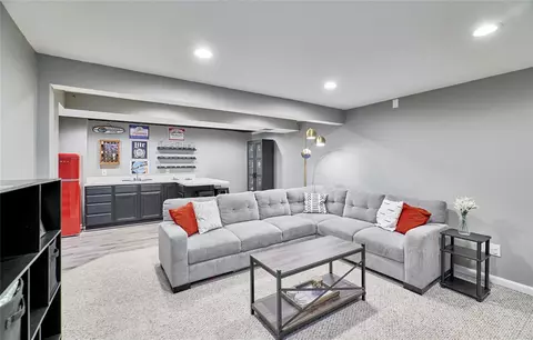 Living - 203 Mondair Dr, O'fallon, MO 63368 photo 4 of 6