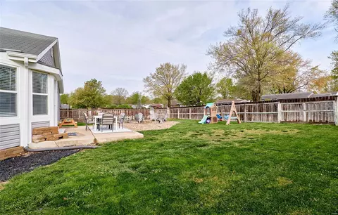 Exterior - 203 Mondair Dr, O'fallon, MO 63368 photo 3 of 6
