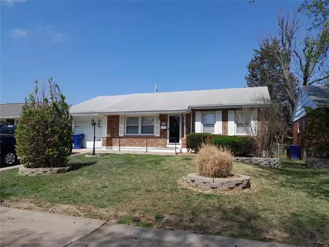 3829 Louis St, Saint Louis, MO 63116