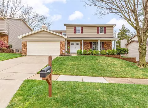 1715 Legend Lane Ct, Saint Louis, MO 63146
