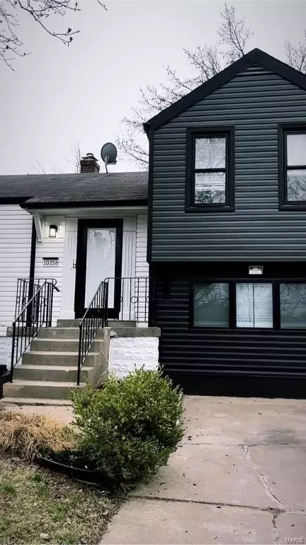 10258 Driver Ave, Overland, MO 63114