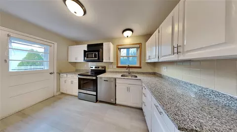 Kitchen - 251 Pine Tree Ln, Ballwin, MO 63011 photo 1 of 1