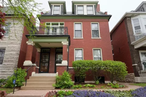 3411 Pestalozzi St, Saint Louis, MO 63118