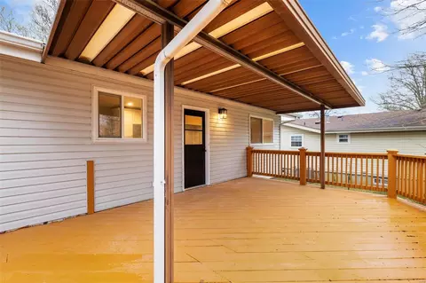 Exterior - 577 Bridgebend Rd, Manchester, MO 63021 photo 5 of 9