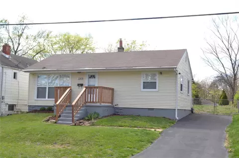 2209 Wallis Ave, Saint Louis, MO 63114
