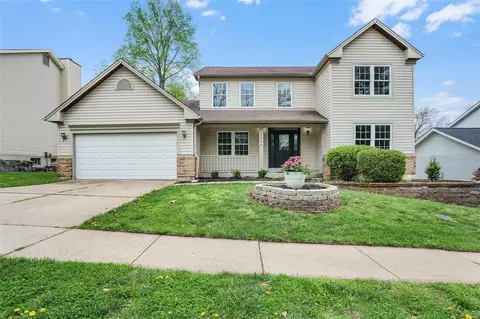 12804 Meadowdale Dr, Saint Louis, MO 63138