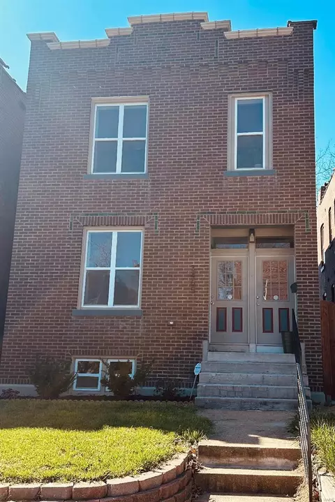 3465 Giles Ave, Saint Louis, MO 63116