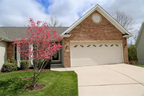 253 Crystal Ridge Dr, O'fallon, MO 63366