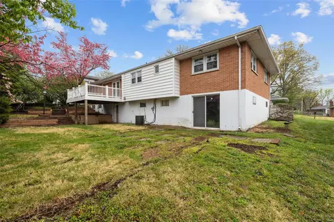 Exterior - 925 Dyerdown Ave, Saint Louis, MO 63135 photo 5 of 5