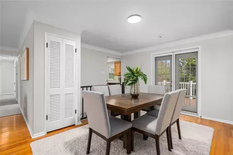 Dining - 925 Dyerdown Ave, Saint Louis, MO 63135 photo 1 of 5