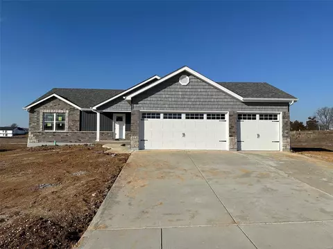 320 Katie Lynn Dr, Wentzville, MO 63385