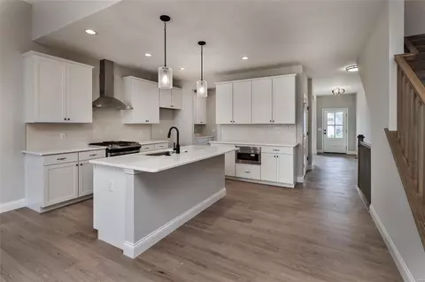Kitchen - 224 Randlin Dr, O'fallon, MO 63367 photo 3 of 4