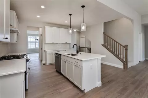 Kitchen - 224 Randlin Dr, O'fallon, MO 63367 photo 4 of 4