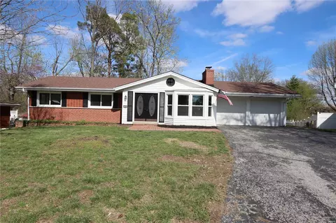 Exterior - 131 Romine Cir, Ballwin, MO 63011 photo 6 of 6