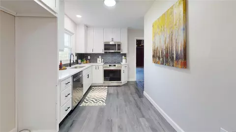 Kitchen - 131 Romine Cir, Ballwin, MO 63011 photo 1 of 3