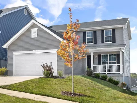 16736 River Stone Dr, Florissant, MO 63031